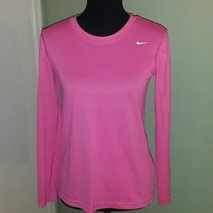 Nike drifit long sleeve top